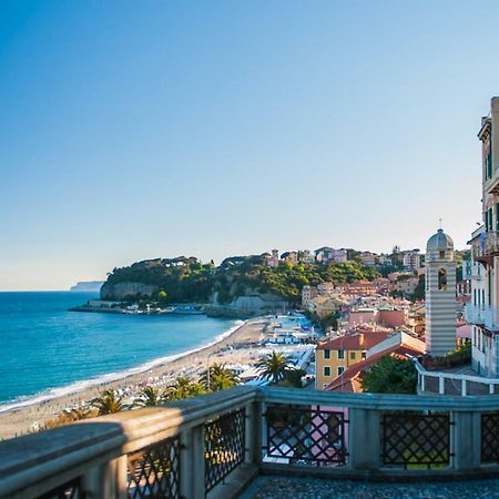 Hotel Tirreno Celle Ligure Exterior photo
