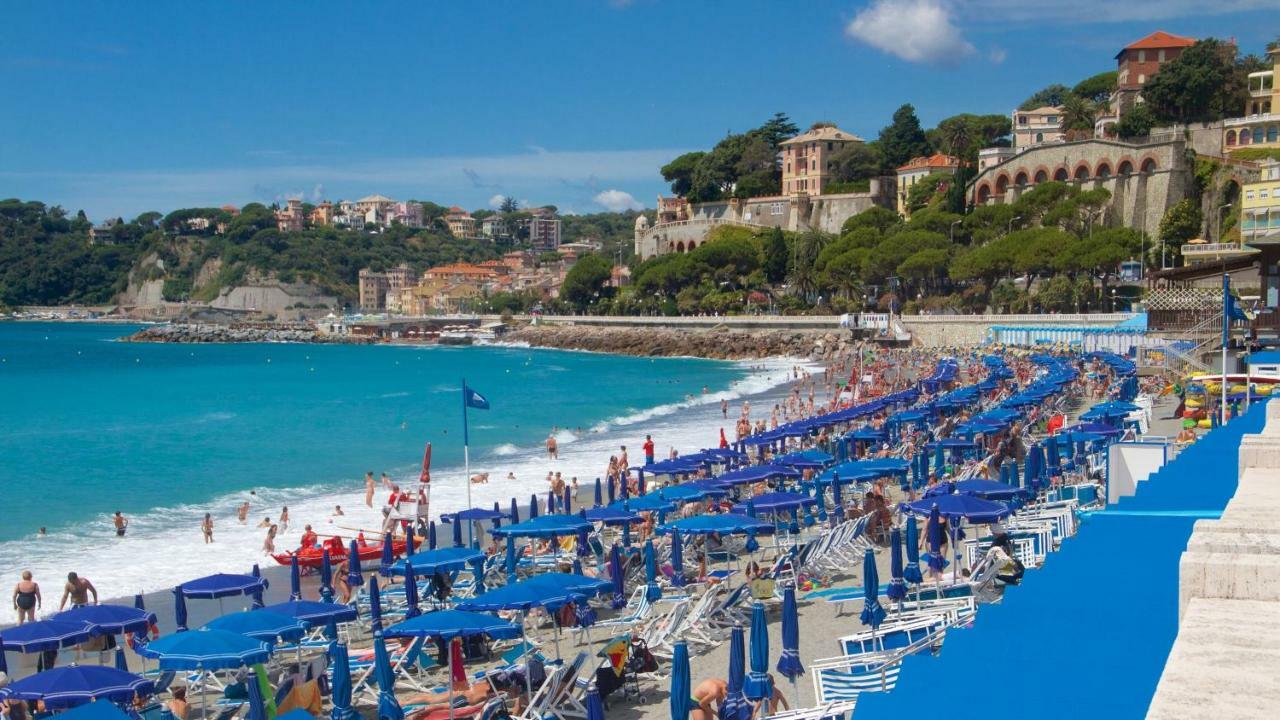 Hotel Tirreno Celle Ligure Exterior photo